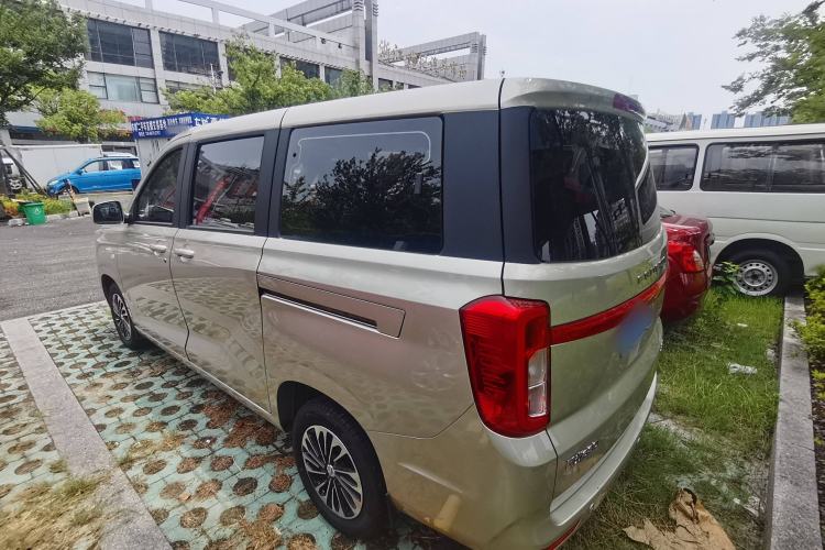 Used Dongfeng Fengon 380 2022 1.5L Comfort-Class Passenger Vehicle (Steel Spring) with 7 Seats Exterior 3