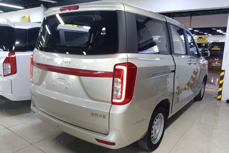 Used Dongfeng Fengon 380 2022 1.5L Standard Edition 7-Seater Passenger Vehicle Exterior 5