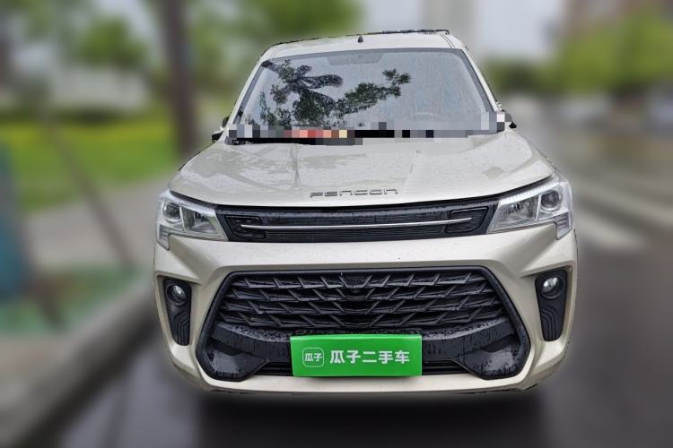 Used Dongfeng Fengon 380 2022 1.5L Comfort-Class Passenger Vehicle (Steel Spring) with 5 Seats Front