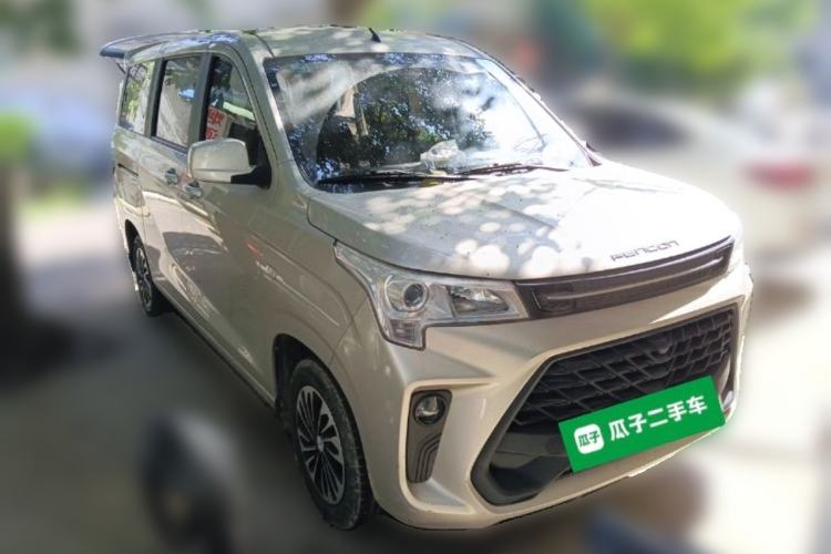 Used Dongfeng Fengon 380 2022 1.5L Standard Edition 7-Seater Passenger Vehicle Front Right 45 Deg