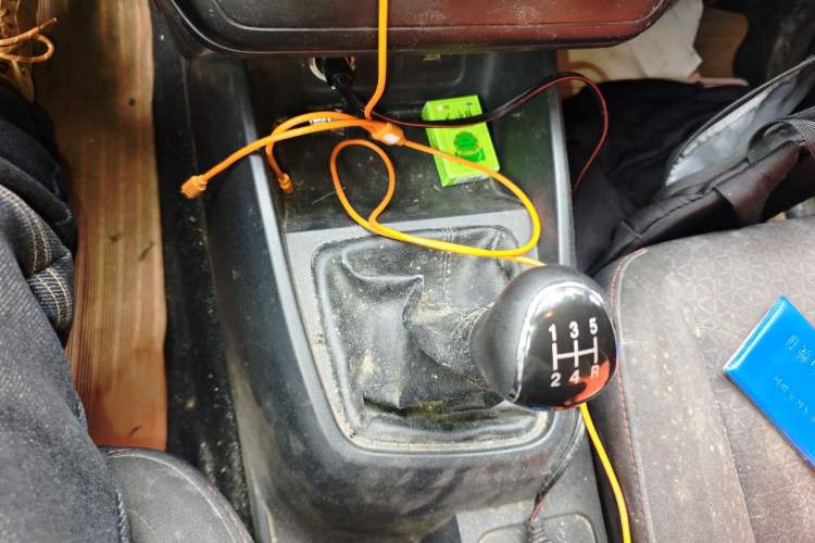 Used Dongfeng Fengon 380 2022 1.5L Standard Van 2 Seats Gear Lever