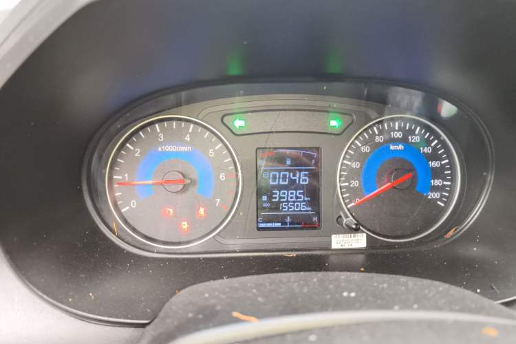 Used Dongfeng Fengon 380 2022 1.5L Comfort-Class Passenger Vehicle (Spiral Spring) – 7 Seats Instrument Cluster