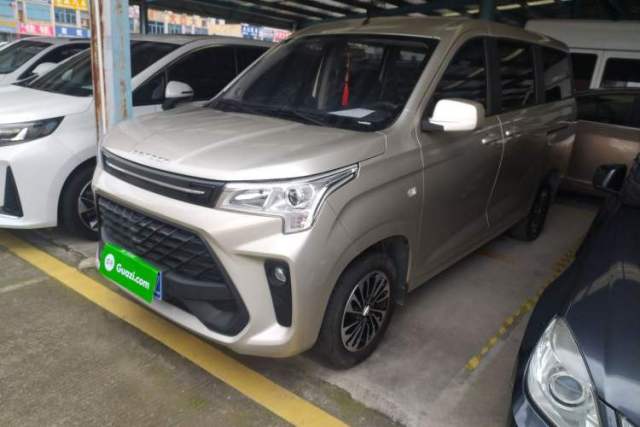 Used Dongfeng Fengon 380 2022 1.5L Comfort-Class Passenger Vehicle (Steel Spring) with 7 Seats
