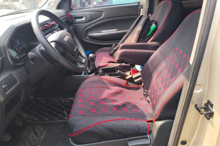 Used Dongfeng Fengon 380 2022 1.5L Comfort-Class Passenger Vehicle (Spiral Spring) – 7 Seats Left Front Seat