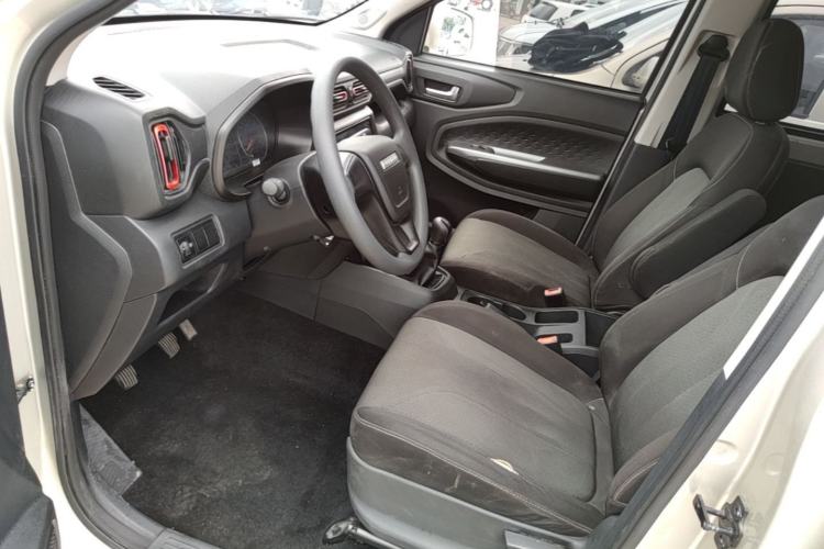 Used Dongfeng Fengon 380 2022 1.5L Comfort-Class Passenger Vehicle (Steel Spring) with 5 Seats Left Front Seat