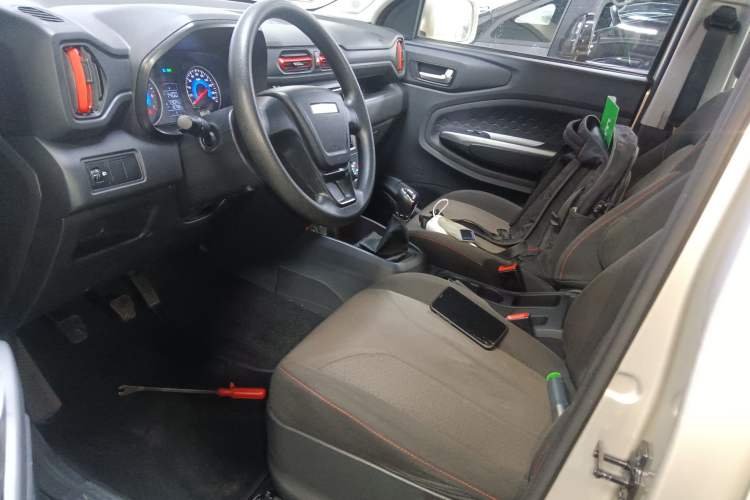 Used Dongfeng Fengon 380 2022 1.5L Standard Edition 7-Seater Passenger Vehicle Left Front Seat
