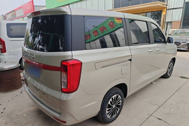 Used Dongfeng Fengon 380 2022 1.5L Comfort-Class Passenger Vehicle (Steel Spring) with 7 Seats Rear Right 45 Deg