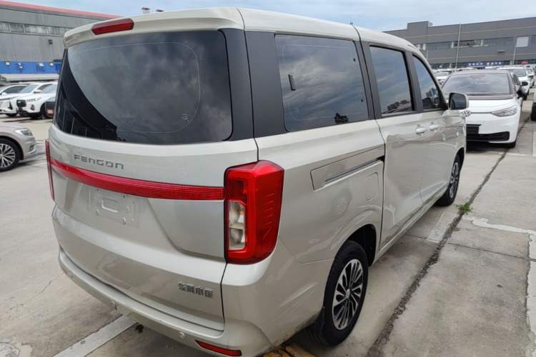 Used Dongfeng Fengon 380 2022 1.5L Comfort-Class Passenger Vehicle (Steel Spring) with 5 Seats Rear Right 45 Deg