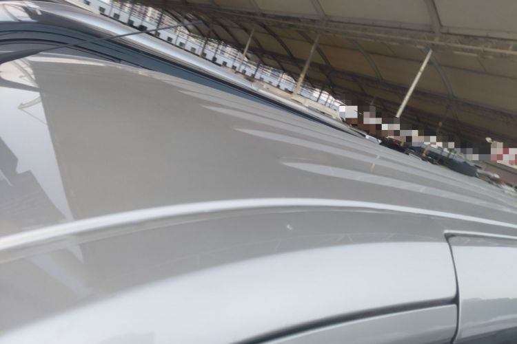 Used Dongfeng Fengon 380 2022 1.5L Comfort-Class Passenger Vehicle (Steel Spring) with 7 Seats Roof