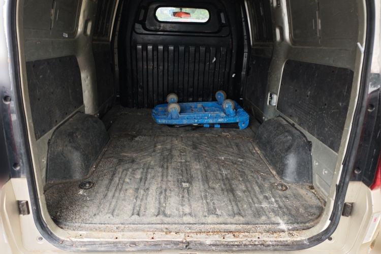 Used Dongfeng Fengon 380 2022 1.5L Standard Van 2 Seats Trunk