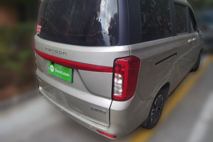 Used Dongfeng Fengon 380 2022 1.5L Comfort-Class Passenger Vehicle (Steel Spring) with 8 Seats Rear Right 45 Deg