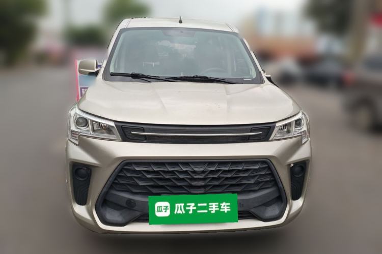 Used Dongfeng Fengon 380 2022 1.5L Luxury Edition Passenger Vehicle 5 Seats Front