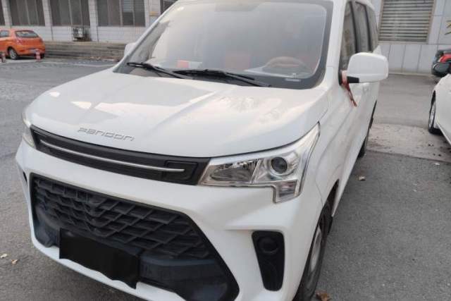 Used Dongfeng Fengon 380 2022 1.5L Standard Edition 7-Seater Passenger Vehicle
