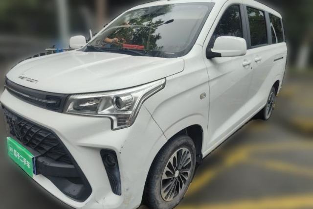 Used Dongfeng Fengon 380 2022 1.5L Comfort-Class Passenger Vehicle (Steel Spring) with 7 Seats