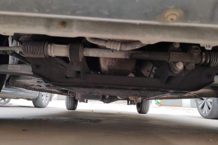 Used Dongfeng Fengon 380 2022 1.5L Standard Van 2 Seats Chassis Front
