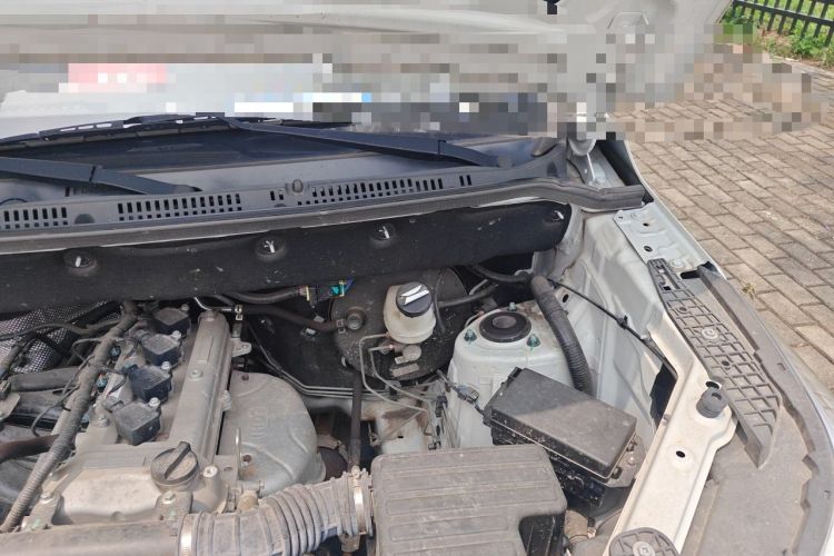 Used Dongfeng Fengon 380 2022 1.5L Comfort-Class Passenger Vehicle (Steel Spring) with 7 Seats Engine Bay Left