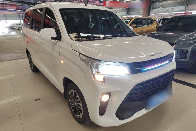 Used Dongfeng Fengon 380 2022 1.5L Comfort-Class Passenger Vehicle (Steel Spring) with 7 Seats Exterior 2