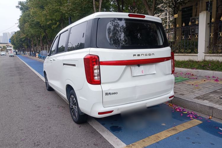 Used Dongfeng Fengon 380 2022 1.5L Comfort-Class Passenger Vehicle (Steel Spring) with 7 Seats Exterior 5