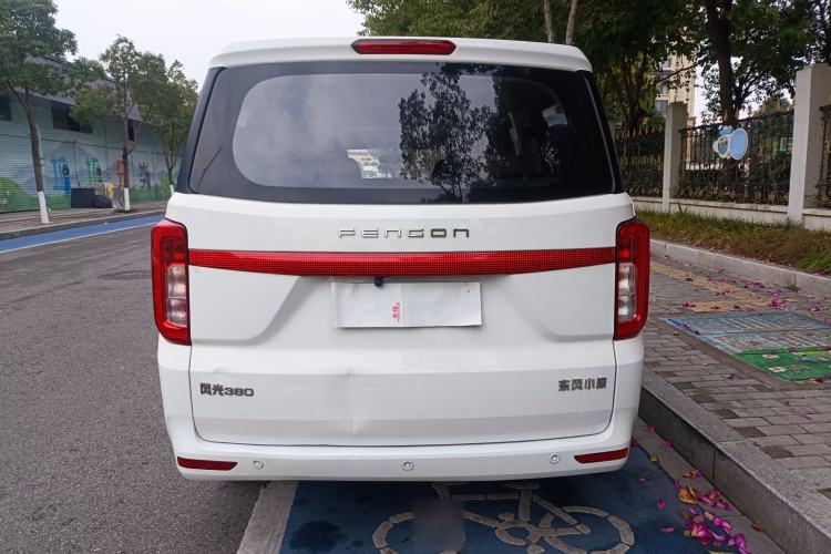 Used Dongfeng Fengon 380 2022 1.5L Comfort-Class Passenger Vehicle (Steel Spring) with 7 Seats Exterior 6
