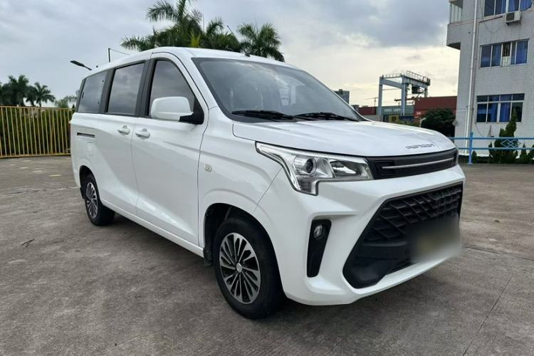 Used Dongfeng Fengon 380 2022 1.5L Comfort-Class Passenger Vehicle (Steel Spring) with 7 Seats Exterior 6