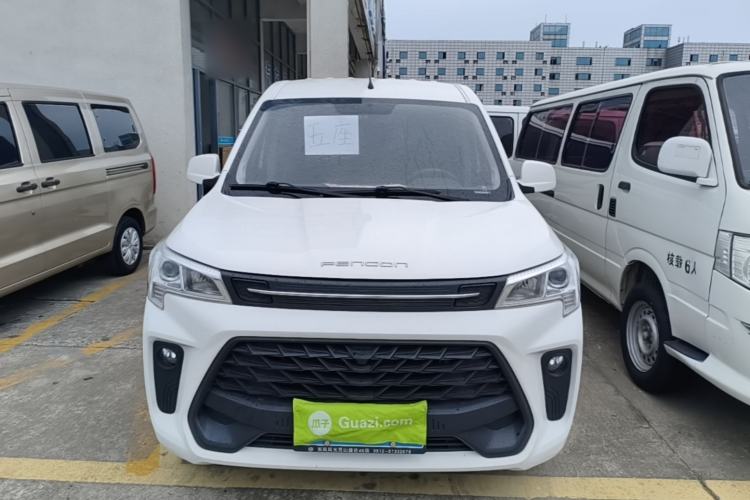 Used Dongfeng Fengon 380 2022 1.5L Comfort-Class Passenger Vehicle (Steel Spring) with 5 Seats Front