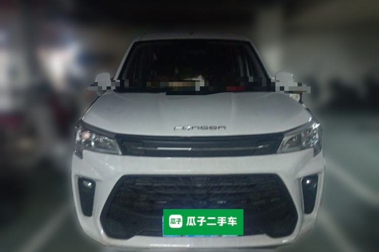 Used Dongfeng Fengon 380 2022 1.5L Comfort-Class Passenger Vehicle (Steel Spring) with 5 Seats Front