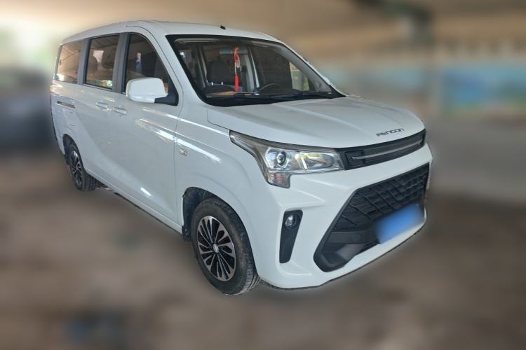Used Dongfeng Fengon 380 2022 1.5L Comfort-Class Passenger Vehicle (Steel Spring) with 7 Seats Front Right 45 Deg