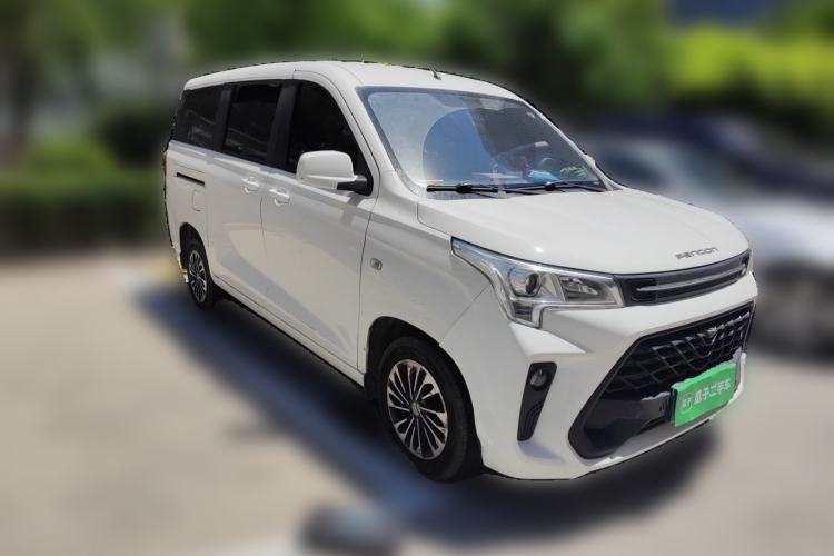 Used Dongfeng Fengon 380 2022 1.5L Comfort-Class Passenger Vehicle (Spiral Spring) – 5 Seats Front Right 45 Deg