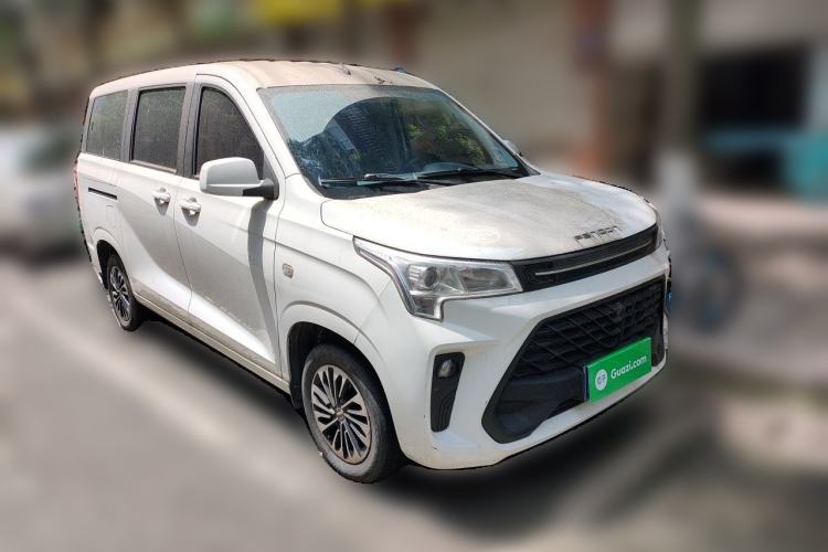 Used Dongfeng Fengon 380 2022 1.5L Comfort-Class Passenger Vehicle (Steel Spring) with 7 Seats Front Right 45 Deg