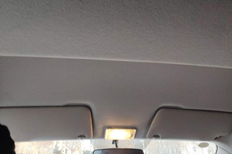 Used Dongfeng Fengon 380 2022 1.5L Standard Edition 7-Seater Passenger Vehicle Headliner