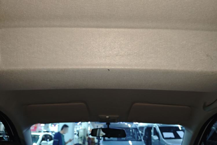 Used Dongfeng Fengon 380 2022 1.5L Luxury Edition Passenger Vehicle 5 Seats Headliner