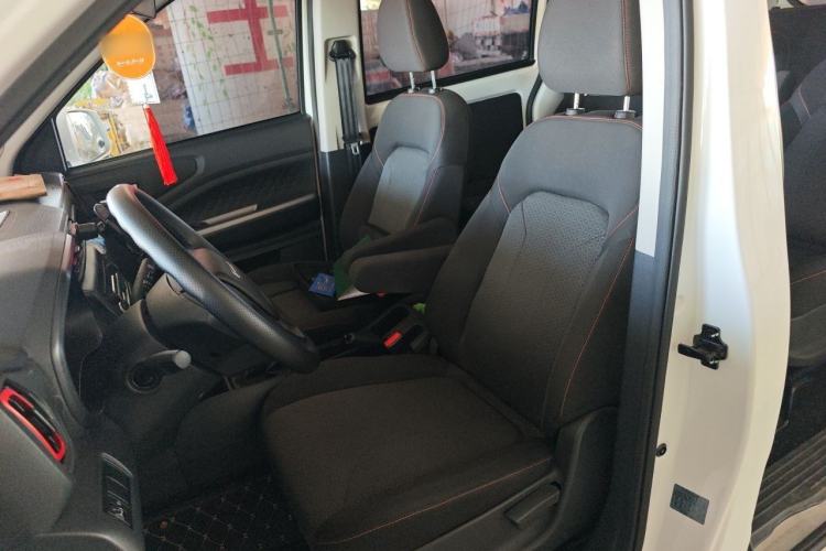 Used Dongfeng Fengon 380 2022 1.5L Comfort-Class Passenger Vehicle (Steel Spring) with 7 Seats Left Front Seat