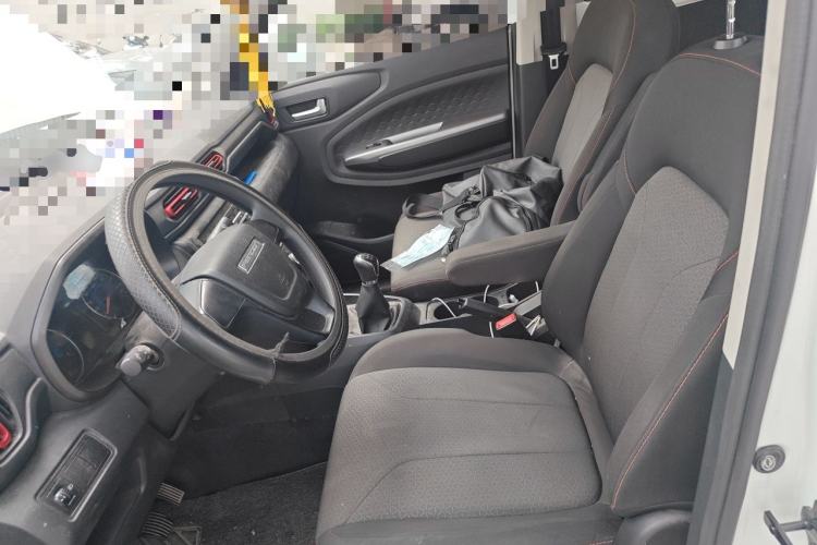Used Dongfeng Fengon 380 2022 1.5L Comfort-Class Passenger Vehicle (Steel Spring) with 7 Seats Left Front Seat