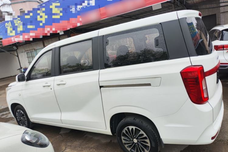 Used Dongfeng Fengon 380 2022 1.5L Comfort-Class Passenger Vehicle (Steel Spring) with 7 Seats Left Side