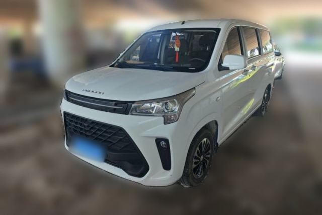 Used Dongfeng Fengon 380 2022 1.5L Comfort-Class Passenger Vehicle (Steel Spring) with 7 Seats