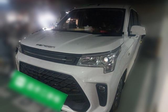 Used Dongfeng Fengon 380 2022 1.5L Comfort-Class Passenger Vehicle (Steel Spring) with 5 Seats