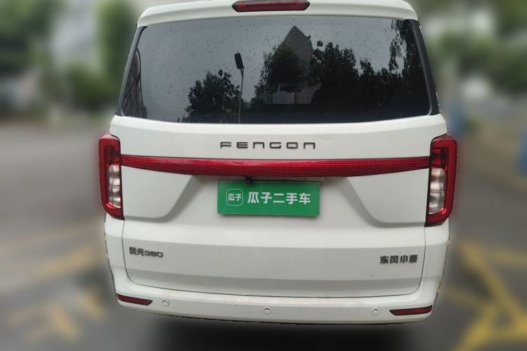 Used Dongfeng Fengon 380 2022 1.5L Comfort-Class Passenger Vehicle (Steel Spring) with 7 Seats Rear