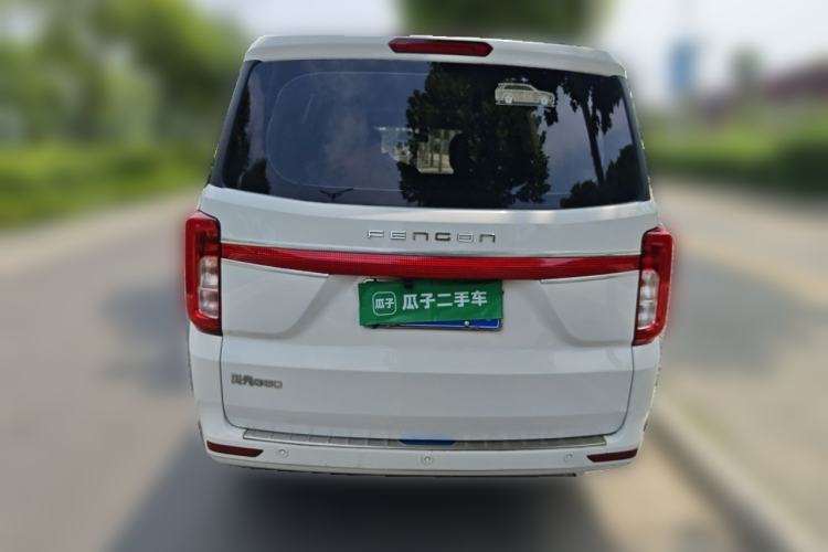 Used Dongfeng Fengon 380 2022 1.5L Comfort-Class Passenger Vehicle (Steel Spring) with 7 Seats Rear