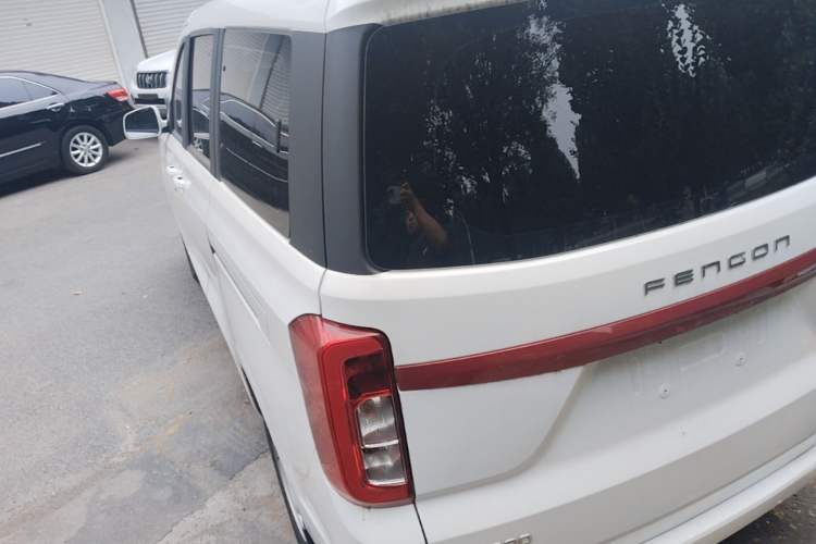 Used Dongfeng Fengon 380 2022 1.5L Standard Edition 7-Seater Passenger Vehicle Rear Left 45 Deg