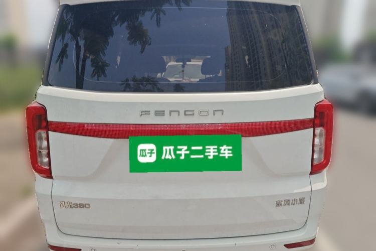 Used Dongfeng Fengon 380 2022 1.5L Comfort-Class Passenger Vehicle (Steel Spring) with 7 Seats Rear