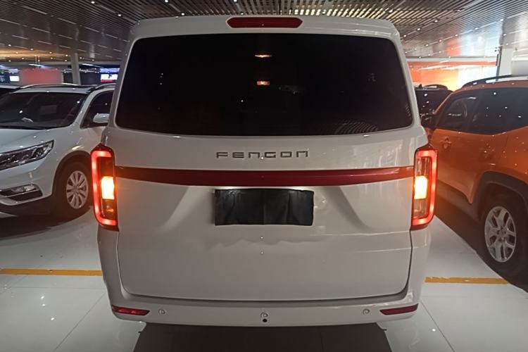 Used Dongfeng Fengon 380 2022 1.5L Luxury Edition Passenger Vehicle 5 Seats Rear