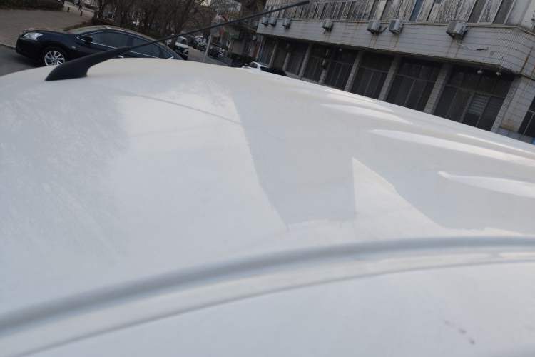 Used Dongfeng Fengon 380 2022 1.5L Standard Edition 7-Seater Passenger Vehicle Roof
