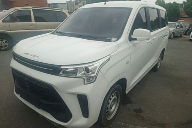 Used Dongfeng Fengon 380 2022 1.5L Standard Edition 7-Seater Passenger Vehicle