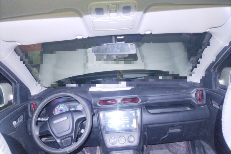 Used Dongfeng Fengon 380 2022 1.5L Comfort-Class Passenger Vehicle (Steel Spring) with 7 Seats Center Console