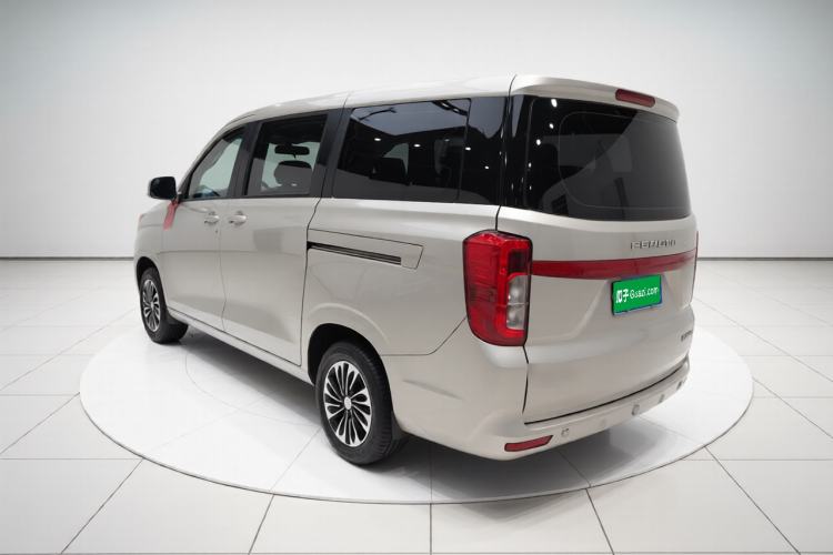 Used Dongfeng Fengon 380 2022 1.5L Comfort-Class Passenger Vehicle (Steel Spring) with 7 Seats Exterior 2