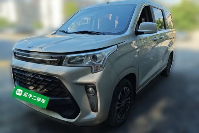 Used Dongfeng Fengon 380 2022 1.5L Comfort-Class Passenger Vehicle (Steel Spring) with 7 Seats