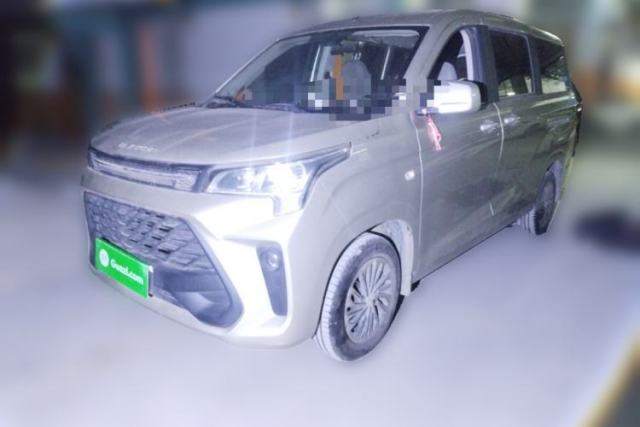 Used Dongfeng Fengon 380 2022 1.5L Comfort-Class Passenger Vehicle (Steel Spring) with 7 Seats