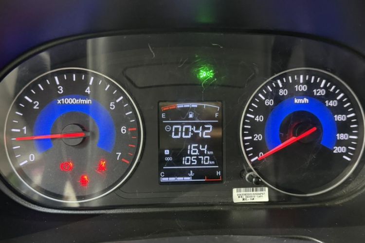 Used Dongfeng Fengon 380 2022 1.5L Comfort-Class Passenger Vehicle (Steel Spring) with 5 Seats Odometer Close Up