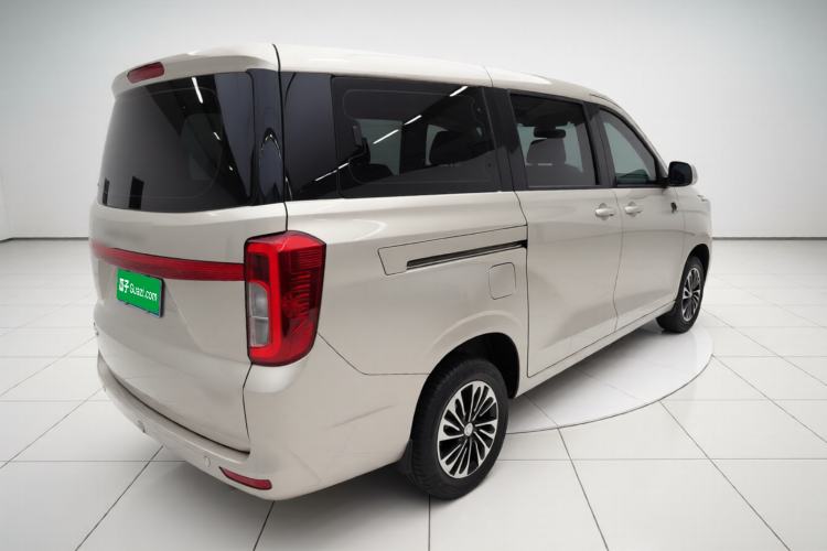 Used Dongfeng Fengon 380 2022 1.5L Comfort-Class Passenger Vehicle (Steel Spring) with 7 Seats Rear Right 45 Deg