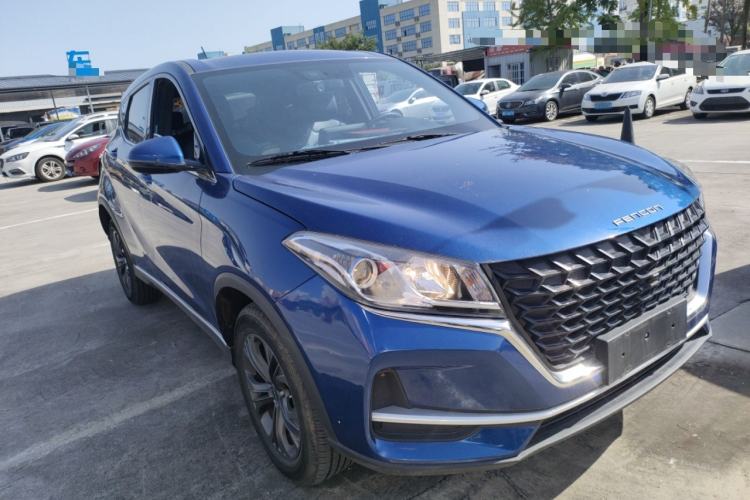 Used Dongfeng Fengon 500 2022 1.5T CVT Comfort Edition Front Right 45 Deg